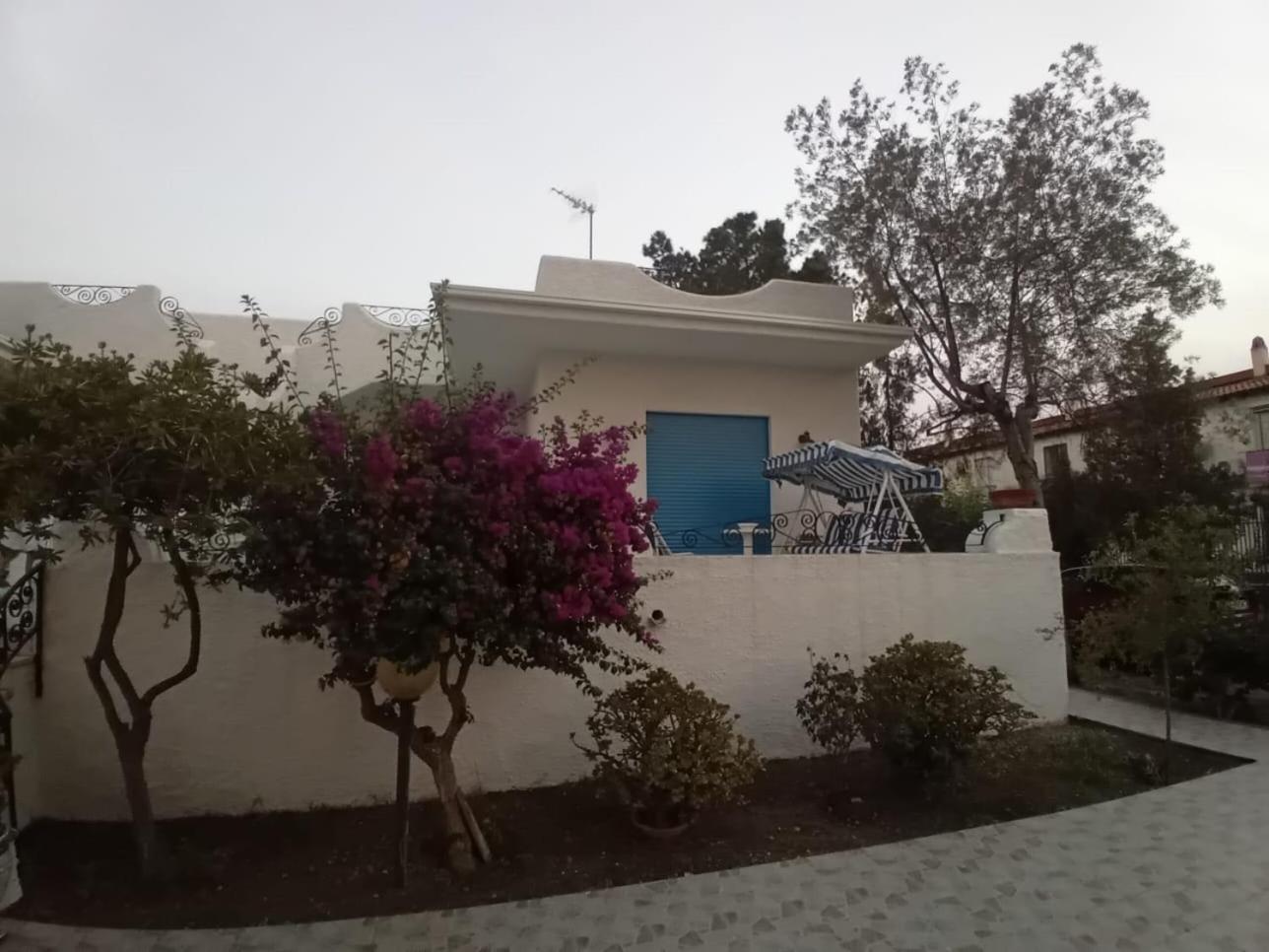 Villa Bouganville Oliveri Exterior foto